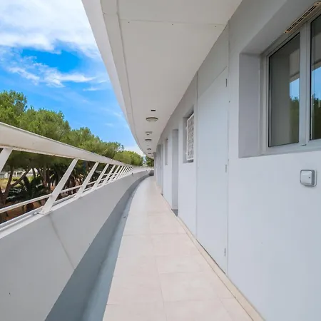 Marina Baie Des Anges 빌뇌브루베